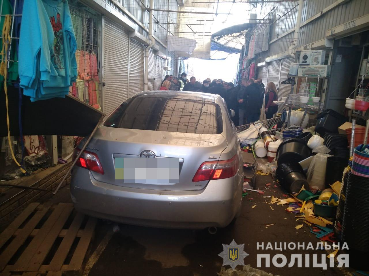 Неадекватный водитель заехал на "Барабашово"